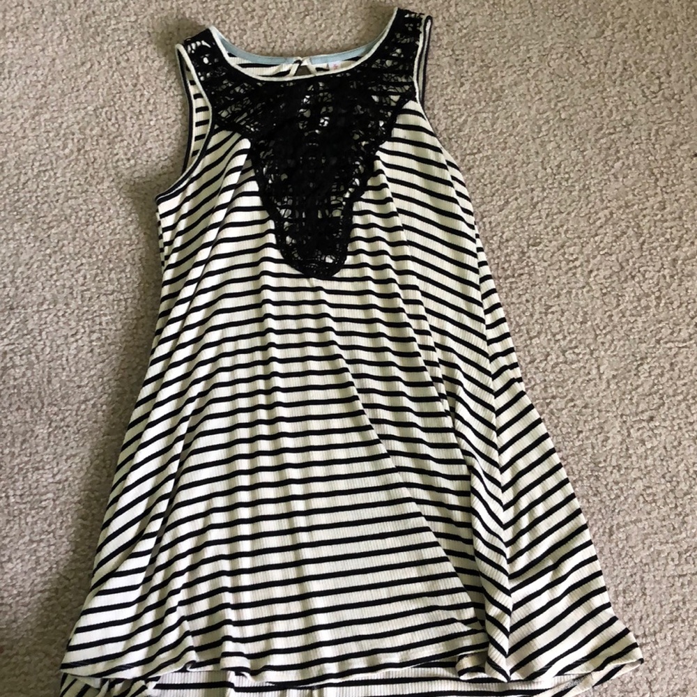 black and white ribbed striped dress